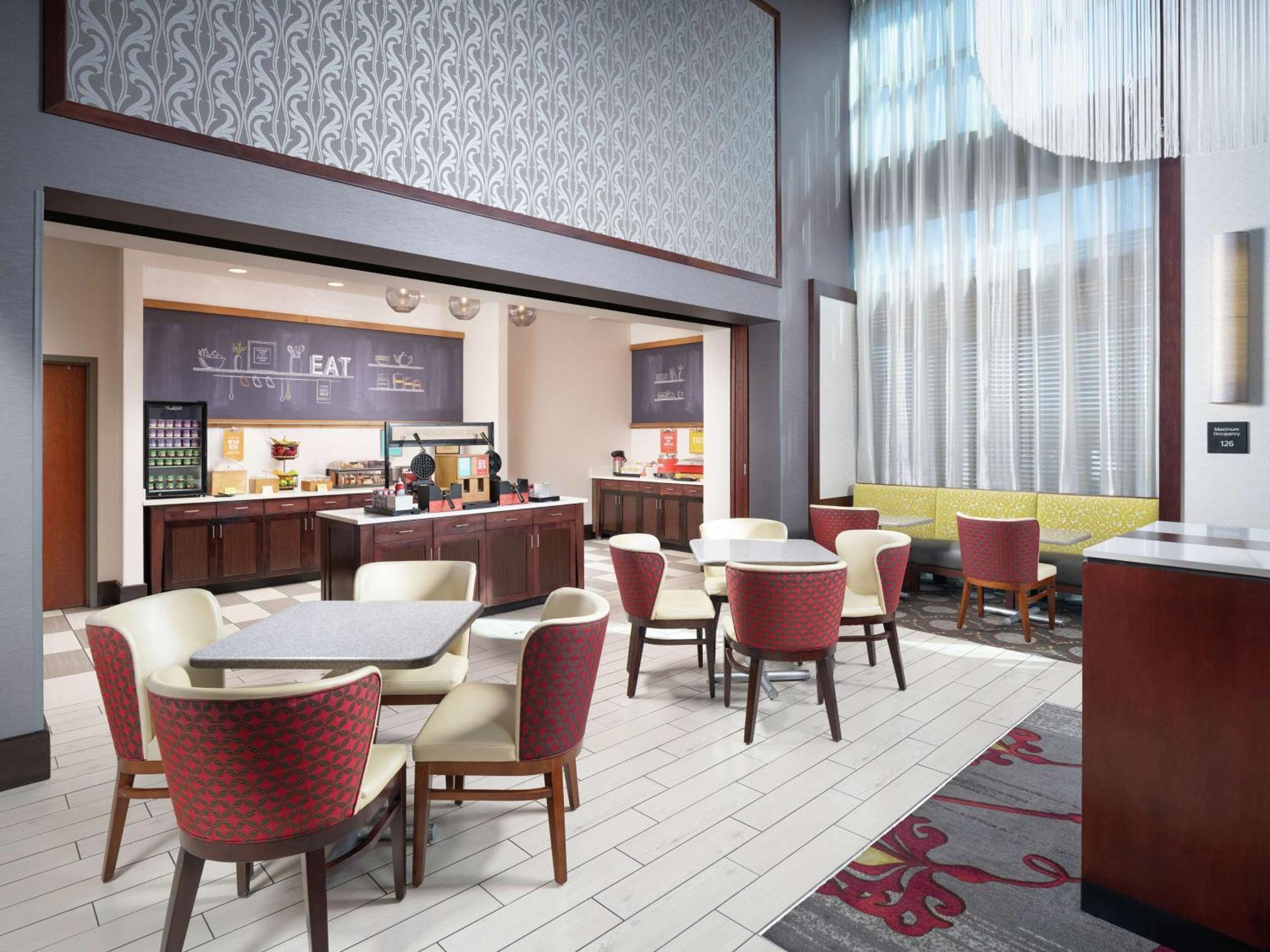 Hampton Inn & Suites Chattanooga/Hamilton Place מראה חיצוני תמונה